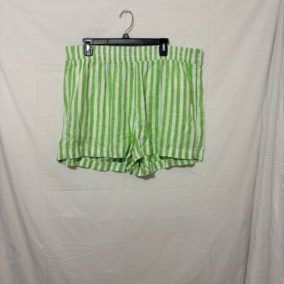 Old Navy Pants - Old Navy women's high-waisted green/white linen-blend pull-on shorts
